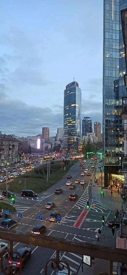 Двухуровневая Дизайнерская Квартира В Центре Киева